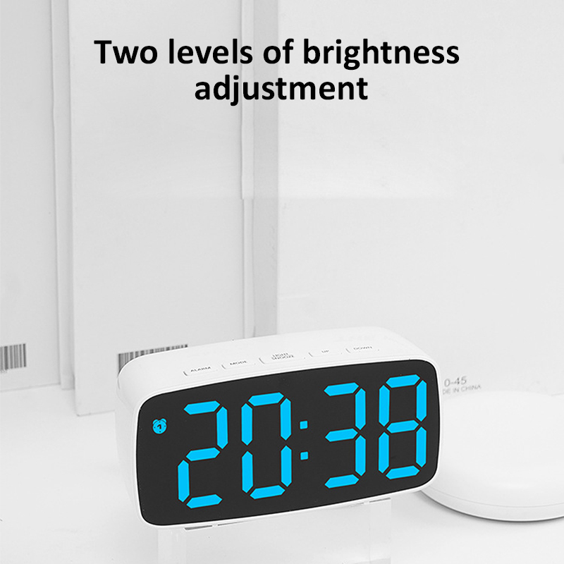 سوبر بصوت عال تهتز ساعة تنبيه  - مراجعة Led Desk Clock وسعره